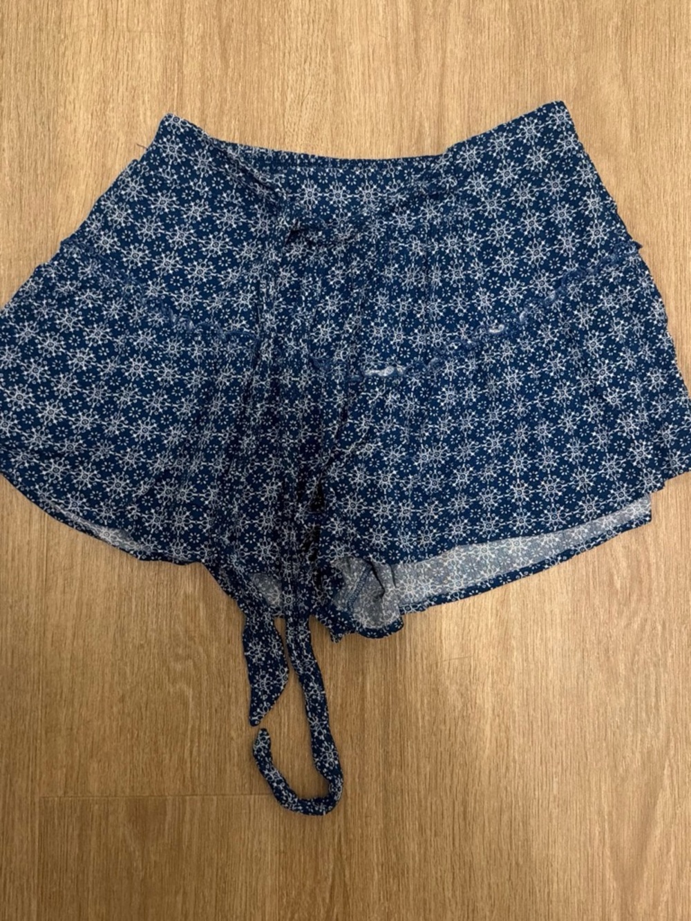 Women's Navy Floral Print Elastic Waist Skort with Front Tie